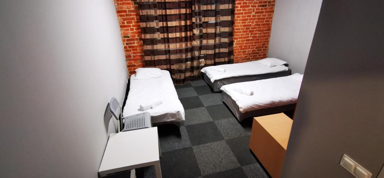 Hostel NIEDZWIADEK Warszawa Zewnętrze zdjęcie